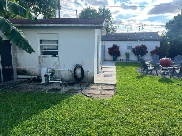 11460 SW 50th Ter, Miami FL 33165