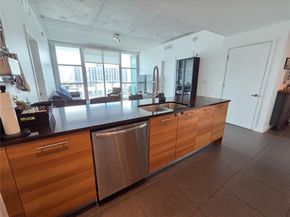 3301 NE 1st Ave H2710, Miami FL 33137