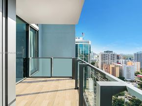 88 SW 7th St 2008, Miami FL 33130