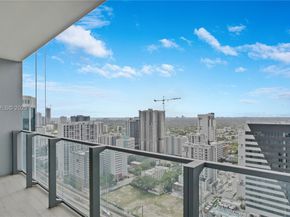 88 SW 7th St 2008, Miami FL 33130