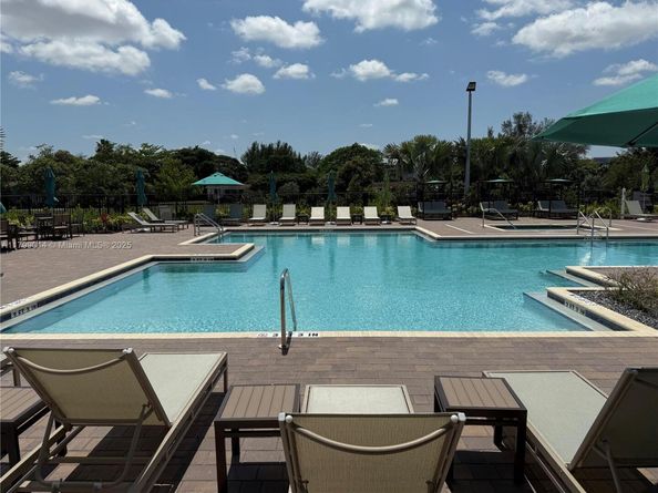 2363 NW 122nd Ter, Miami FL 33167
