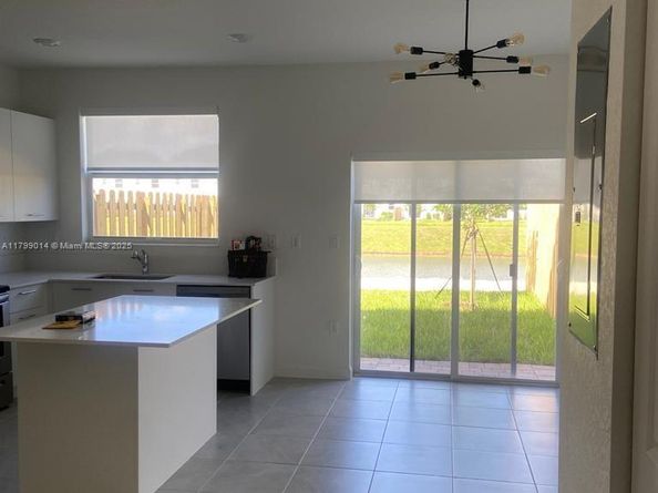 2363 NW 122nd Ter, Miami FL 33167