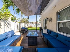 12626 NW 15th St, Sunrise FL 33323