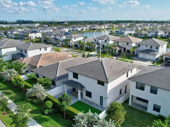 17473 SW 41st St, Miramar FL 33029