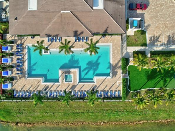 17473 SW 41st St, Miramar FL 33029