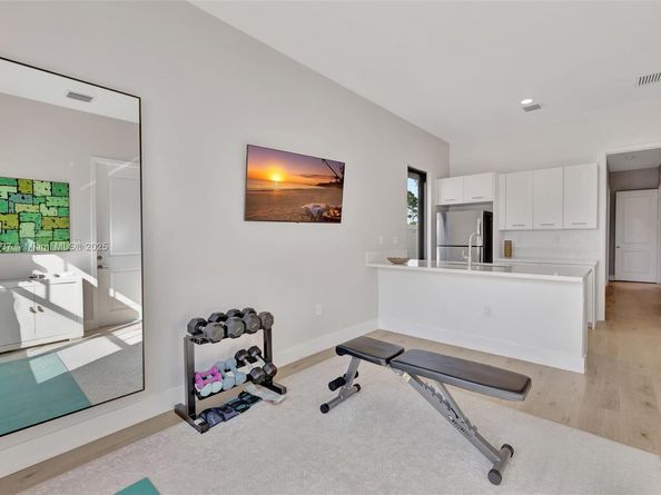 17473 SW 41st St, Miramar FL 33029