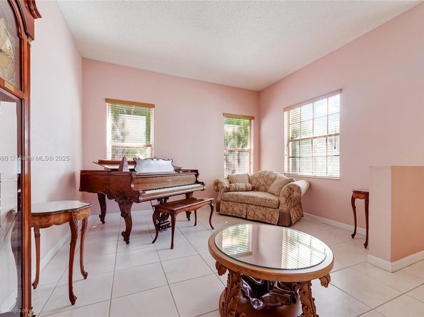 15503 SW 151st St, Miami FL 33196
