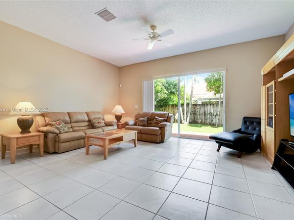 15503 SW 151st St, Miami FL 33196