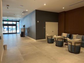 239 SW 9th St 2103, Miami FL 33130