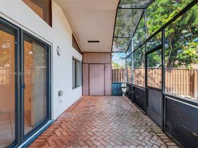 1748 NW 72nd Ave 84, Plantation FL 33313