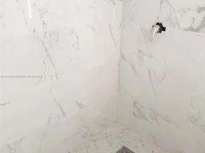 1301 NE 191st St F110, Miami FL 33179