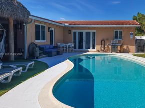 4420 NE 15th Ave, Oakland Park FL 33334