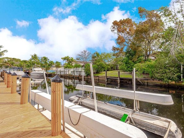 2436 2436 Okeechobee Lane, Fort Lauderdale FL 33317