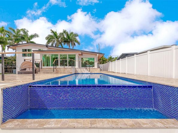 2436 2436 Okeechobee Lane, Fort Lauderdale FL 33317