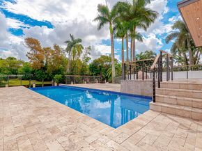 2436 2436 Okeechobee Lane, Fort Lauderdale FL 33317