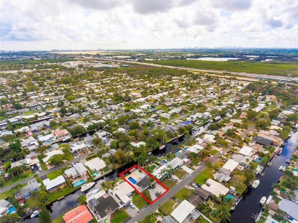 2436 2436 Okeechobee Lane, Fort Lauderdale FL 33317