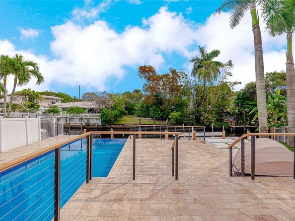 2436 2436 Okeechobee Lane, Fort Lauderdale FL 33317