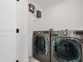 2436 2436 Okeechobee Lane, Fort Lauderdale FL 33317