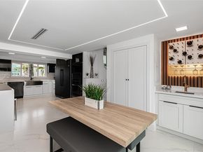 2436 2436 Okeechobee Lane, Fort Lauderdale FL 33317