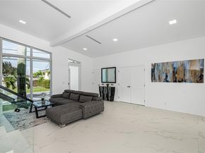 2436 2436 Okeechobee Lane, Fort Lauderdale FL 33317