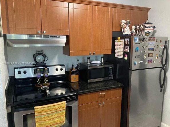 2160 SW 16th Ave 421, Miami FL 33145