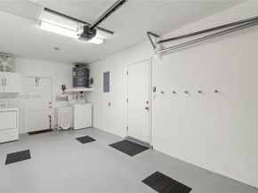 1541 NW 83rd Way, Pembroke Pines FL 33024