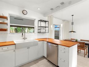 1541 NW 83rd Way, Pembroke Pines FL 33024