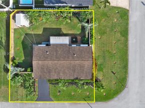 1541 NW 83rd Way, Pembroke Pines FL 33024