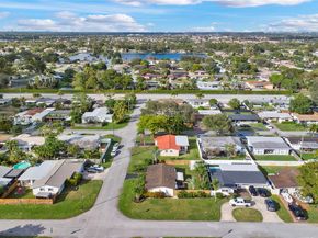 1541 NW 83rd Way, Pembroke Pines FL 33024