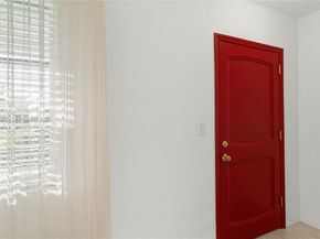 1541 NW 83rd Way, Pembroke Pines FL 33024