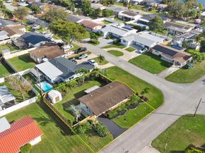 1541 NW 83rd Way, Pembroke Pines FL 33024