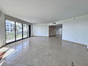 2000 Island Blvd 606, Aventura FL 33160