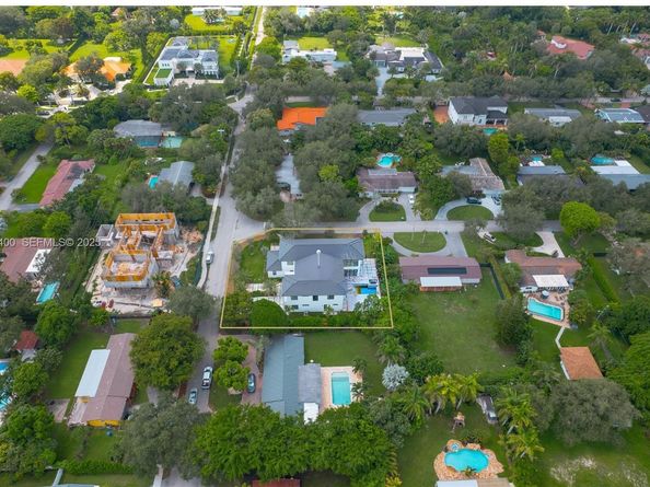 9840 SW 73rd Ct, Pinecrest FL 33156