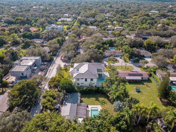 9840 SW 73rd Ct, Pinecrest FL 33156