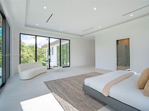 9840 SW 73rd Ct, Pinecrest FL 33156