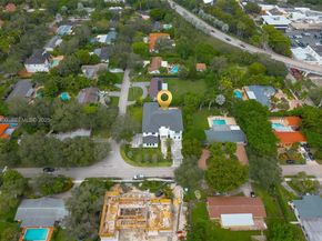 9840 SW 73rd Ct, Pinecrest FL 33156