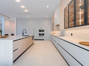 9840 SW 73rd Ct, Pinecrest FL 33156