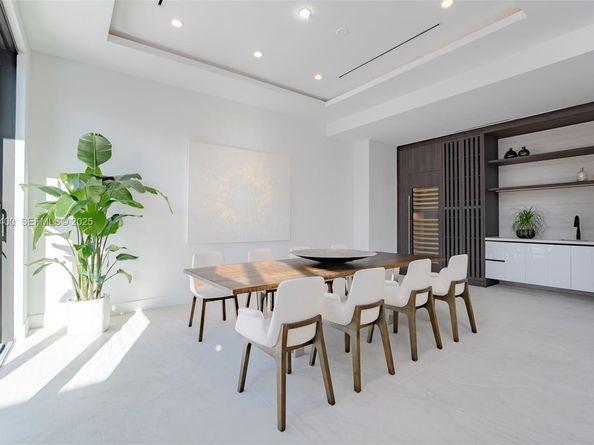 9840 SW 73rd Ct, Pinecrest FL 33156