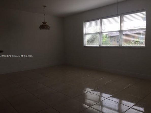 3360 NE 14th Dr 21030, Homestead FL 33033