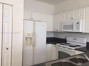 3360 NE 14th Dr 21030, Homestead FL 33033