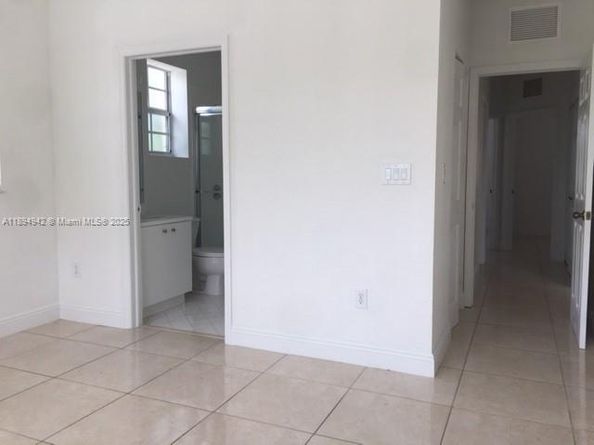 3360 NE 14th Dr 21030, Homestead FL 33033
