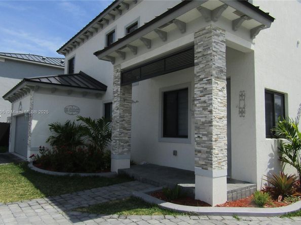 11998 SW 232nd St, Miami FL 33170