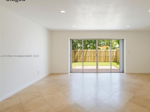 6015 NW 3rd St, Margate FL 33063