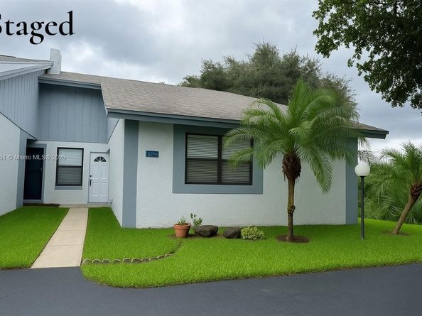 6015 NW 3rd St, Margate FL 33063