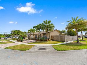 9136 NW 32nd Pl, Sunrise FL 33351