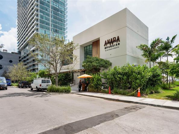 501 NE 31st St 2902, Miami FL 33137