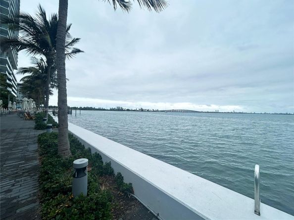 501 NE 31st St 2902, Miami FL 33137