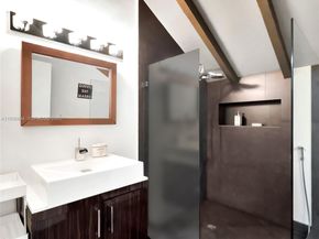 8301 SW 53rd Ave, Miami FL 33143