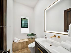 8301 SW 53rd Ave, Miami FL 33143