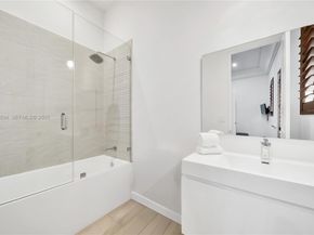 8301 SW 53rd Ave, Miami FL 33143